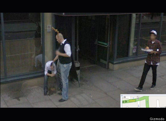 Google Street View - ¿El reno lo consuela o lo detuvo?